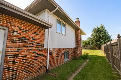 2212 Susanna Way, Crest Hill, IL 60403 - Photo 31