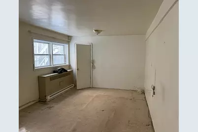 7720 S Jeffery Boulevard #1S, Chicago, IL 60649 - Photo 9