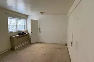 7720 S Jeffery Blvd, Chicago, IL 60649 - Photo 9