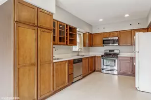 341 S Prospect Ave, Elmhurst, IL 60126 - Photo 5
