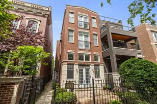 3928 N Greenview Ave, Chicago, IL 60613 - Photo 1