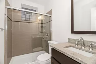 3928 N Greenview Ave, Chicago, IL 60613 - Photo 17