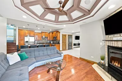 9307 S 81st Court, Hickory Hills, IL 60457 - Photo 9