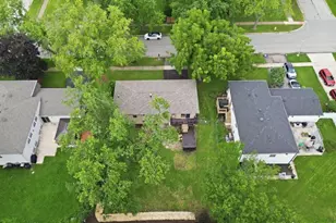 461 Galahad Rd, Bolingbrook, IL 60440 - Photo 25