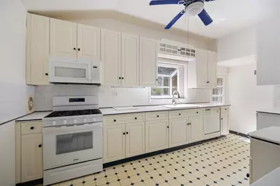 603 Gregg Road, Northbrook, IL 60062 - Photo 9