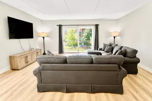 1330 Perry St, Des Plaines, IL 60016 - Photo 9