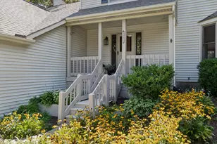 3123 Scenicwood Ln, Woodridge, IL 60517 - Photo 3
