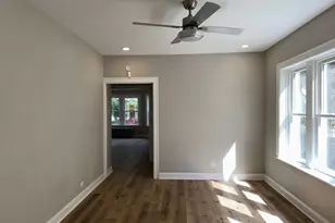 11320 S Edbrooke Ave, Chicago, IL 60628 - Photo 3