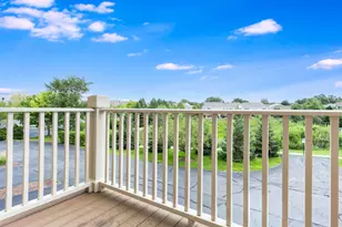 2807 Henley Ln, Naperville, IL 60540 - Photo 3