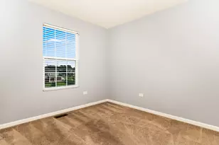 2807 Henley Ln, Naperville, IL 60540 - Photo 19