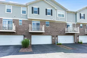 2807 Henley Ln, Naperville, IL 60540 - Photo 1