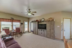 1700 W Scully Rd, Dwight, IL 60420 - Photo 15