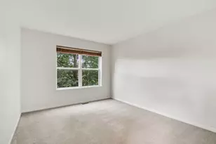 320 Berkshire Dr, Lake Villa, IL 60046 - Photo 23