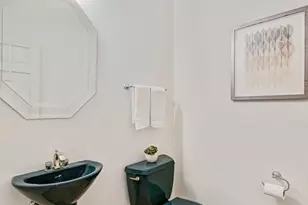 132 Northgate Pl, Burr Ridge, IL 60527 - Photo 15
