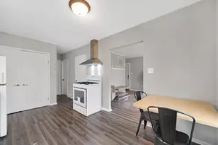 2255 176th Pl, Lansing, IL 60438 - Photo 7
