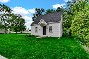 2255 176th Pl, Lansing, IL 60438 - Photo 3