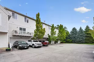 2440 Oakfield Ct, Aurora, IL 60503 - Photo 45