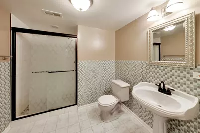 1939 Clover Road, Northbrook, IL 60062 - Photo 29
