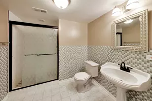 1939 Clover Rd, Northbrook, IL 60062 - Photo 29