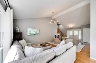 1939 Clover Rd, Northbrook, IL 60062 - Photo 7