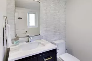 1939 Clover Rd, Northbrook, IL 60062 - Photo 17
