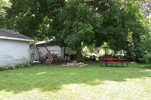 516 E Payson St, Pontiac, IL 61764 - Photo 5