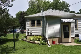 516 E Payson St, Pontiac, IL 61764 - Photo 3