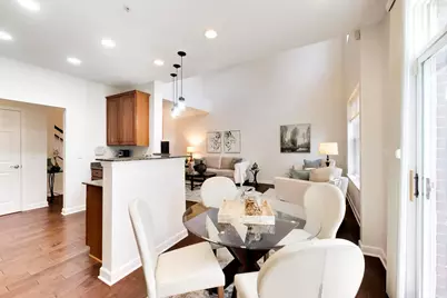 899 Bromley Place, Northbrook, IL 60062 - Photo 5