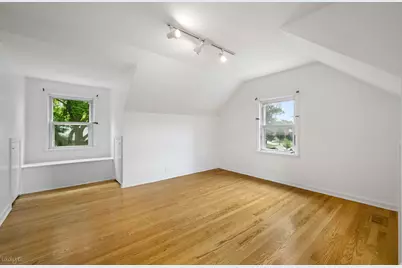 [Address not provided], Skokie, IL 60076 - Photo 19