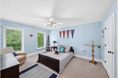 877 Sheehan Avenue, Glen Ellyn, IL 60137 - Photo 19