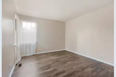 1175 Regency Drive, Schaumburg, IL 60193 - Photo 15