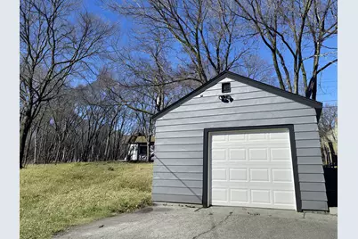 2219 Barton Boulevard, Rockford, IL 61103 - Photo 3