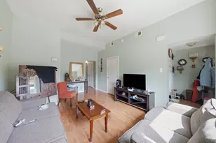 906 N Monticello Ave, Chicago, IL 60651 - Photo 7