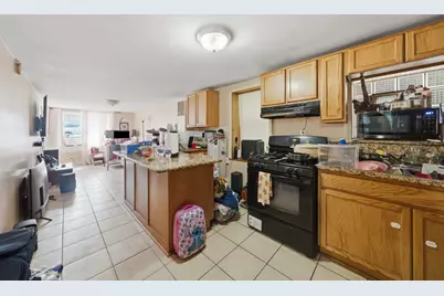 906 N Monticello Avenue, Chicago, IL 60651 - Photo 15