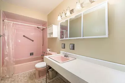 9025 Sherry Lane #9025, Des Plaines, IL 60016 - Photo 15
