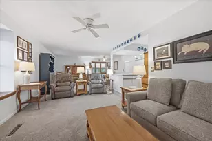 218 Laurel St, Batavia, IL 60510 - Photo 9