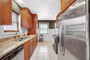 8644 Laramie Ave, Skokie, IL 60077 - Photo 13