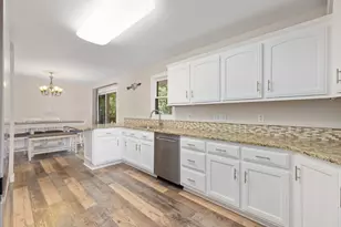 22353 S Knyghtwood Dr, Joliet, IL 60404 - Photo 17
