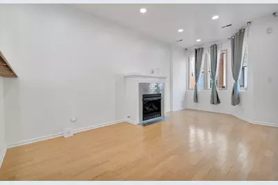 3262 W Armitage Avenue #3, Chicago, IL 60647 - Photo 9