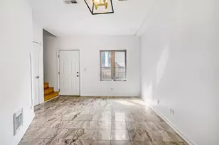 3262 W Armitage Ave, Chicago, IL 60647 - Photo 5