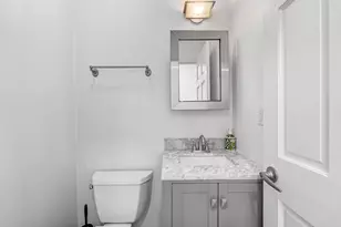 3262 W Armitage Ave, Chicago, IL 60647 - Photo 15