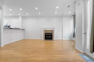 3262 W Armitage Ave, Chicago, IL 60647 - Photo 11