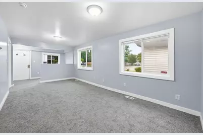 1651 Elgin Avenue, Joliet, IL 60432 - Photo 5