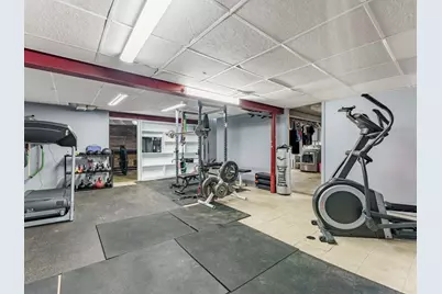 301 W Lonnquist Boulevard, Mount Prospect, IL 60056 - Photo 25