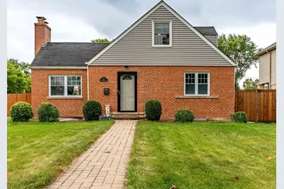 301 W Lonnquist Boulevard, Mount Prospect, IL 60056 - Photo 1