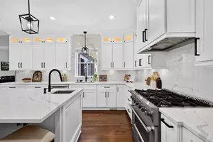[Address not provided], North Aurora, IL 60542 - Photo 19
