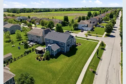 [Address not provided], North Aurora, IL 60542 - Photo 5