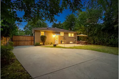 531 Cambridge Road, Des Plaines, IL 60016 - Photo 33