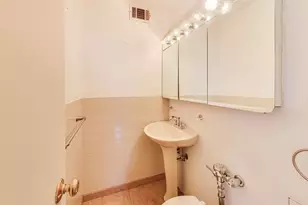 3950 N Lake Shore Dr, Chicago, IL 60613 - Photo 13