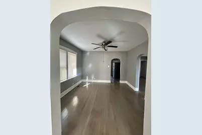 1620 N Laramie Avenue, Chicago, IL 60639 - Photo 3